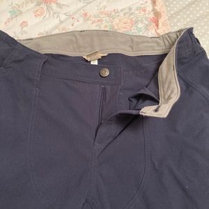 Navy blue size 10/ 31 length cargo pants new